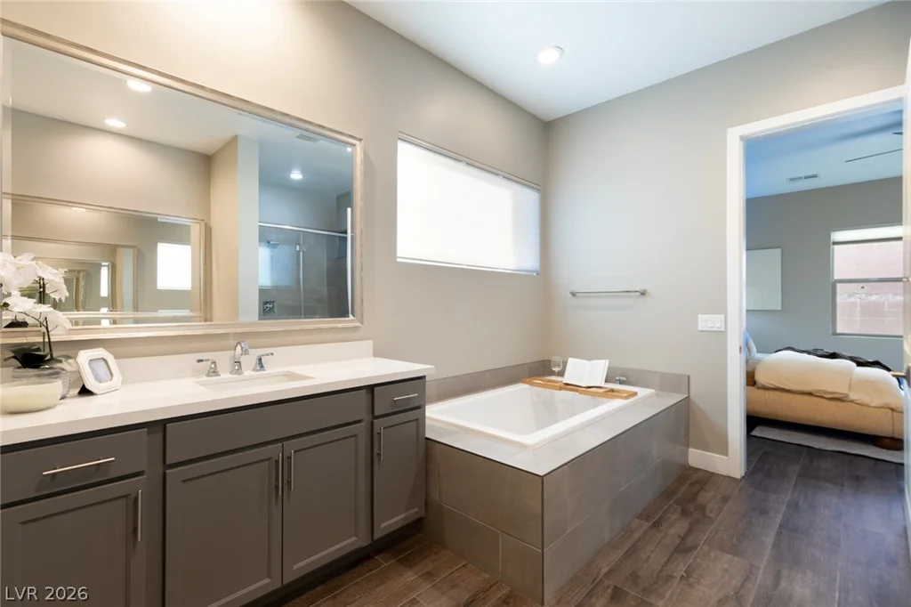 6845 Stellar Wind, Las Vegas, NV 89135