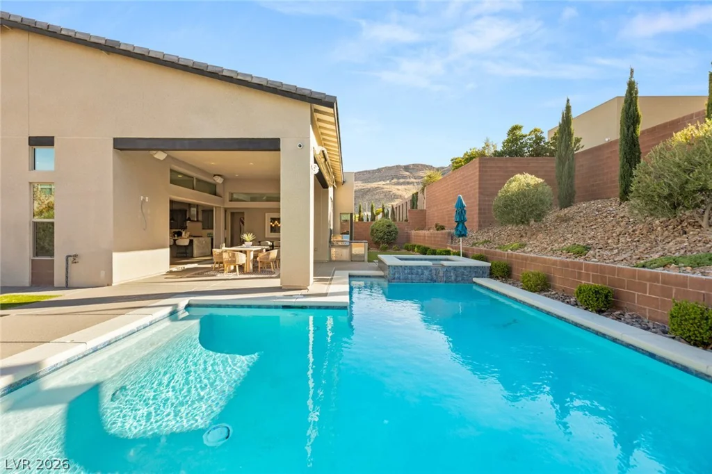 6845 Stellar Wind, Las Vegas, NV 89135