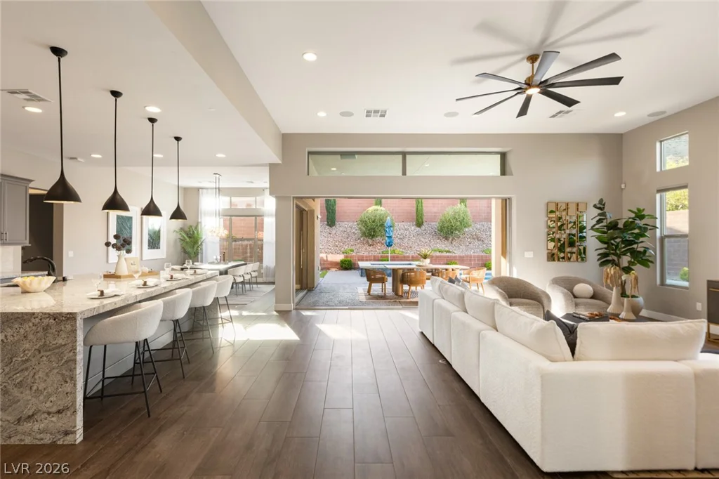 6845 Stellar Wind, Las Vegas, NV 89135