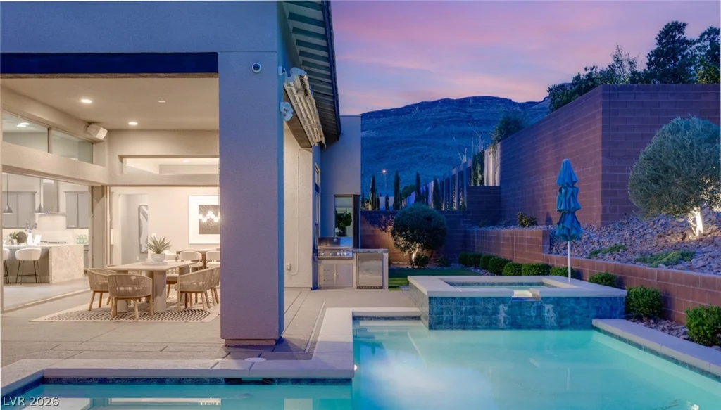 6845 Stellar Wind, Las Vegas, NV 89135