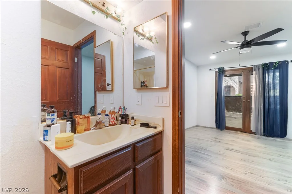 1404 Santa Margarita, Las Vegas, NV 89146