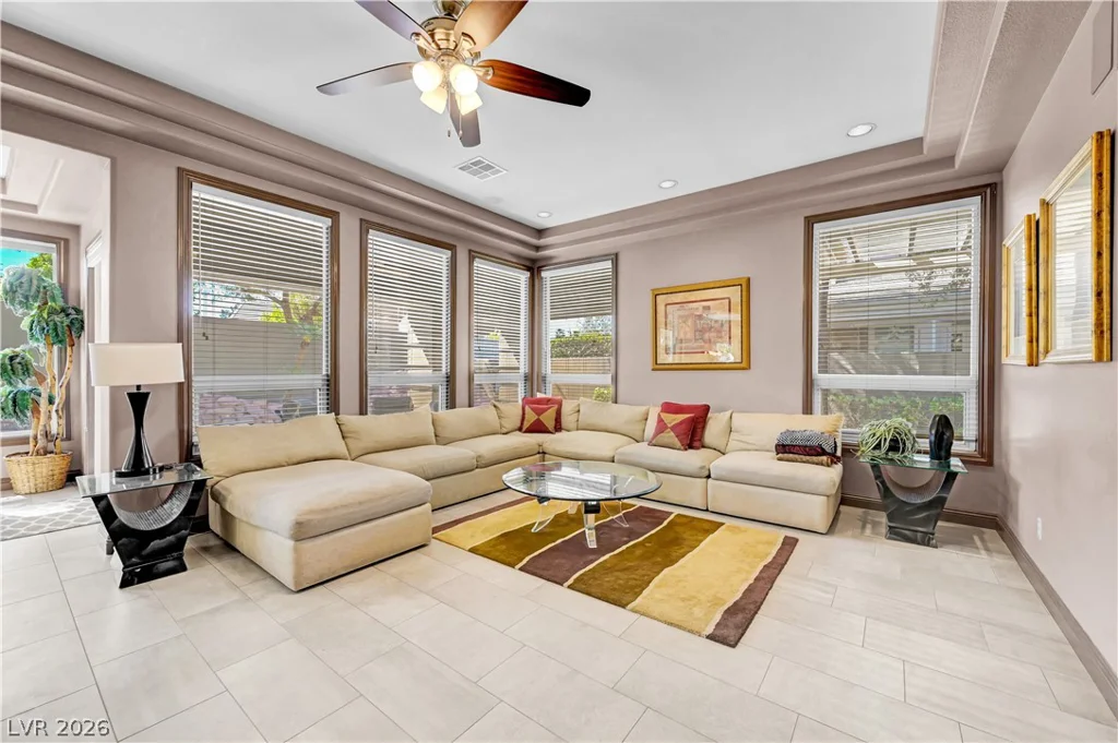 277 Hickory Hollow, Las Vegas, NV 89123