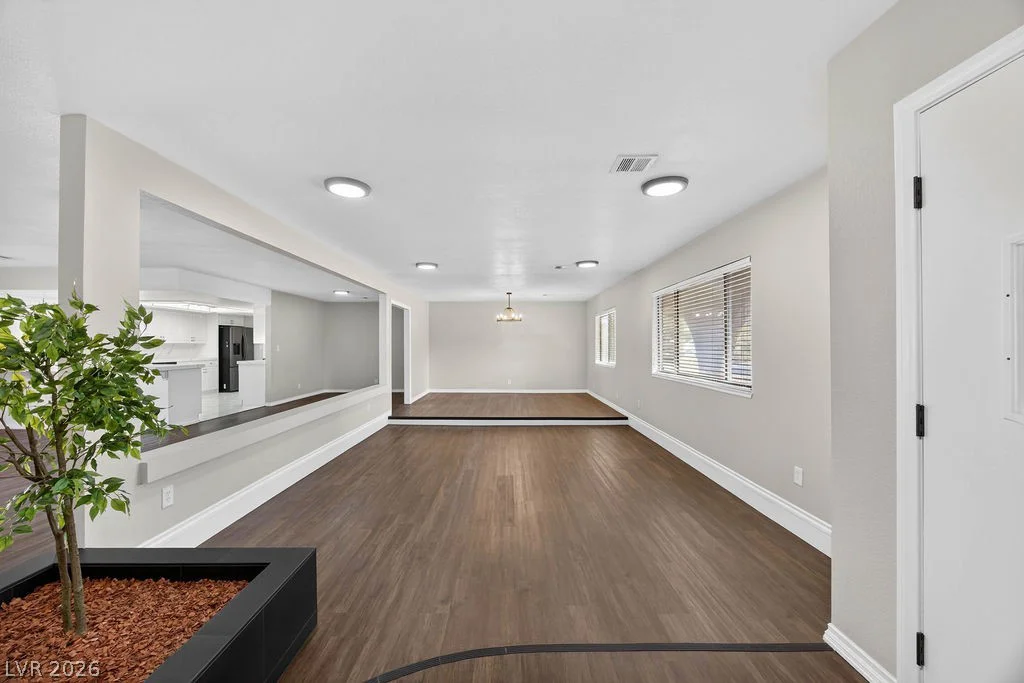 3189 Casanova, Las Vegas, NV 89120