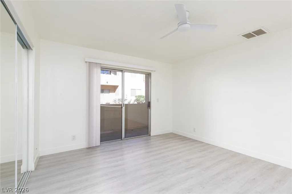 1858 Decatur, Las Vegas, NV 89108
