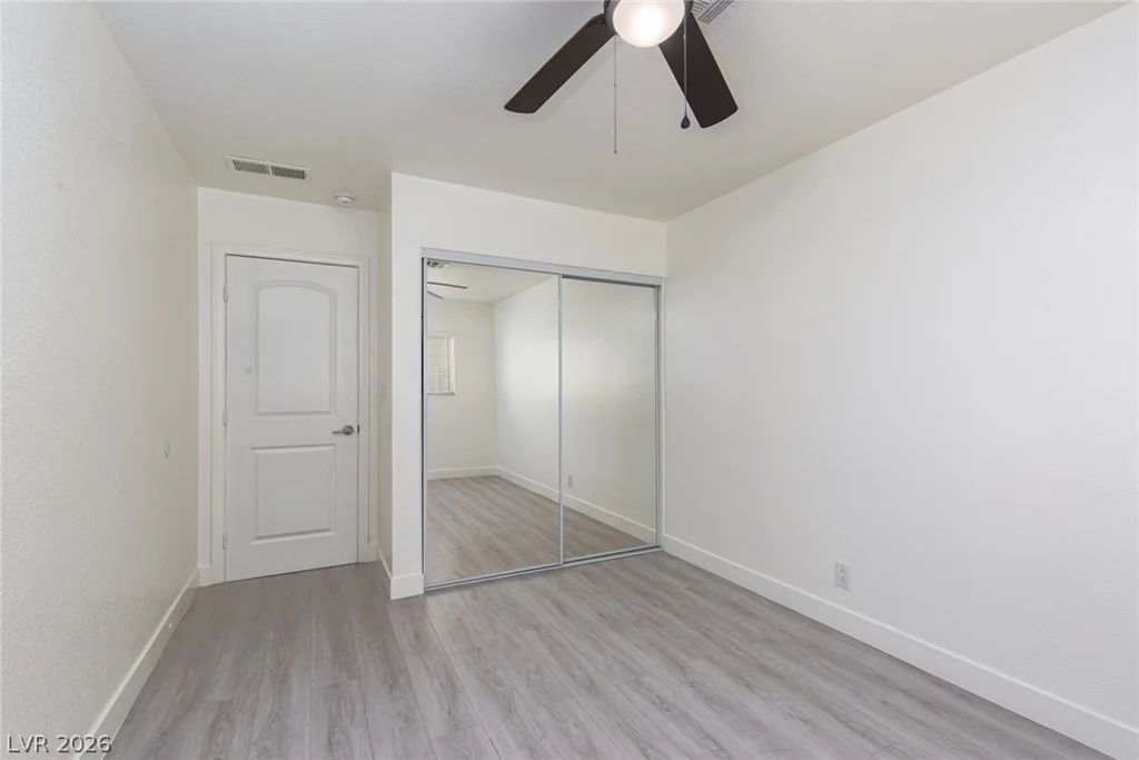 1858 Decatur, Las Vegas, NV 89108