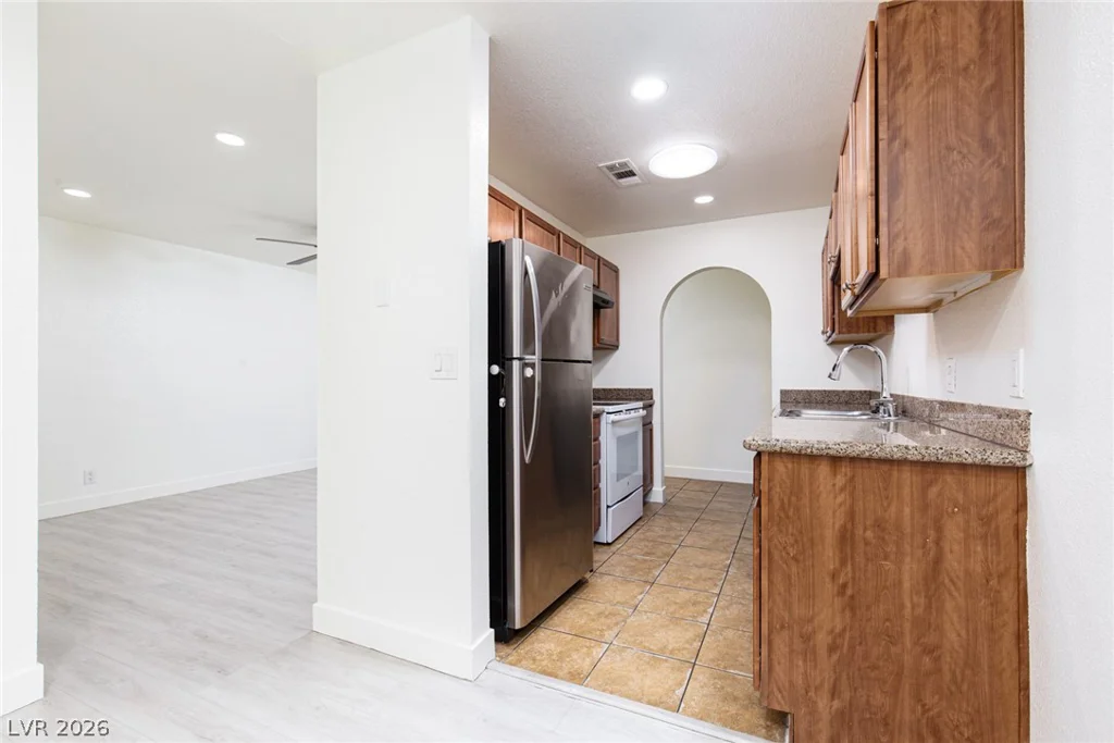 1858 Decatur, Las Vegas, NV 89108