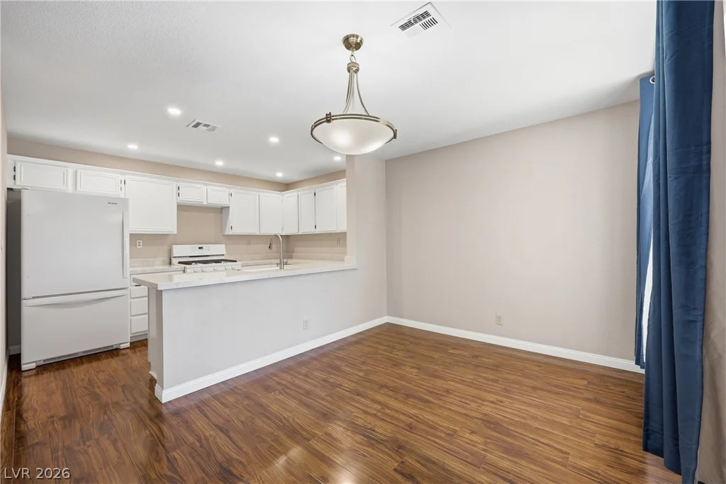 2641 Durango, Las Vegas, NV 89117