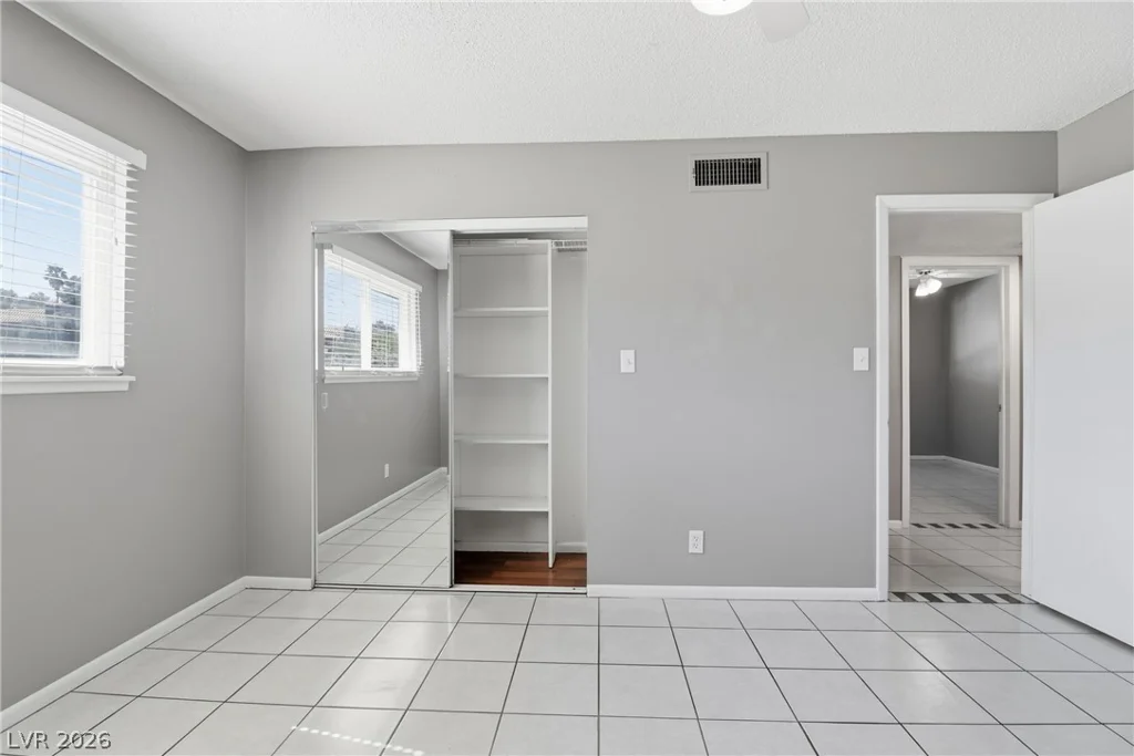 6333 Clarice, Las Vegas, NV 89107