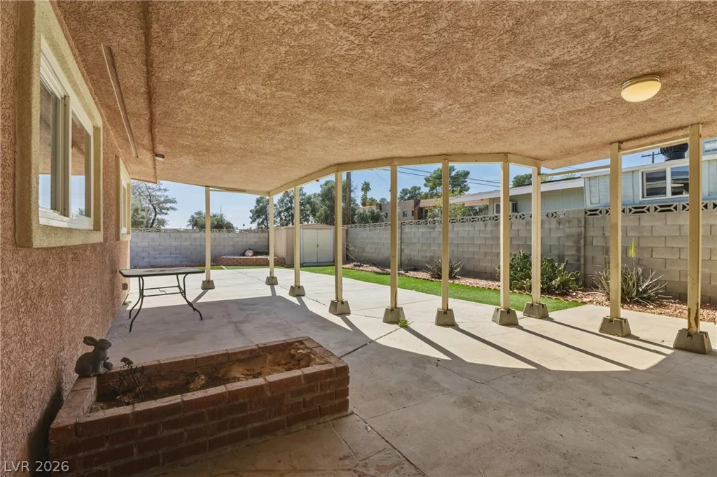 6333 Clarice, Las Vegas, NV 89107