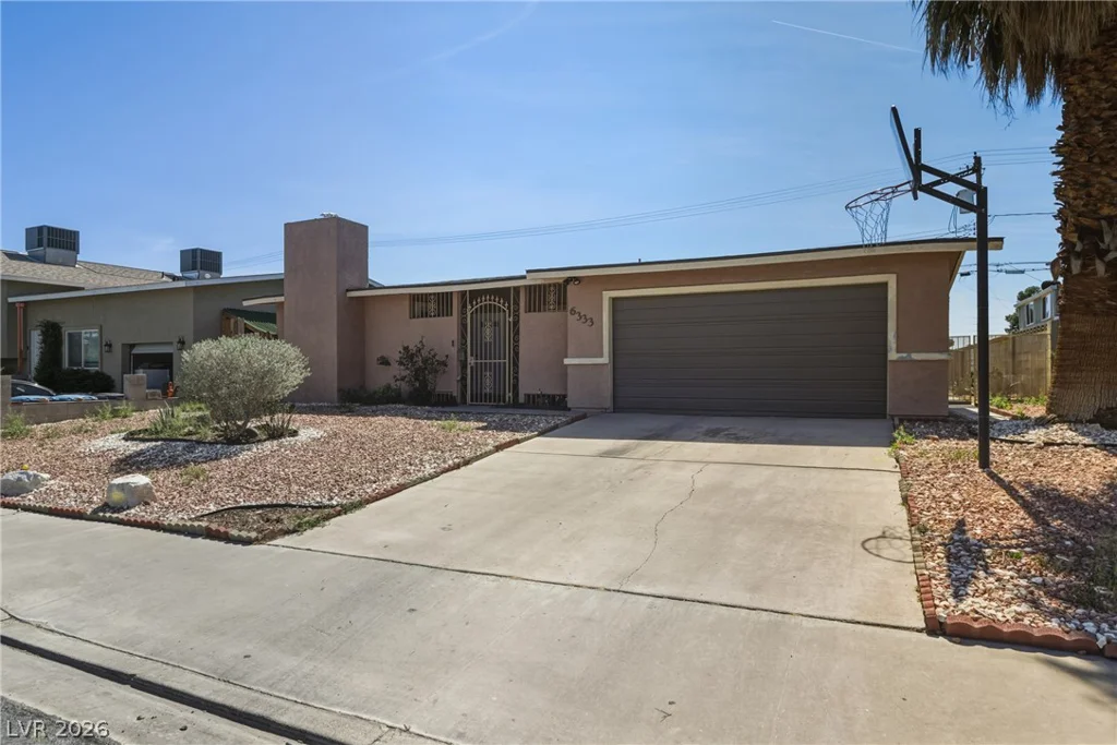 6333 Clarice, Las Vegas, NV 89107