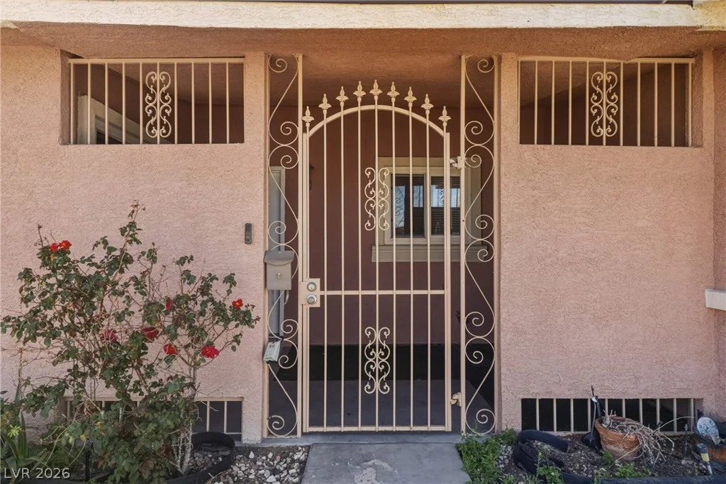 6333 Clarice, Las Vegas, NV 89107