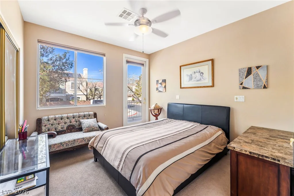 1001 Prestwick, Las Vegas, NV 89145