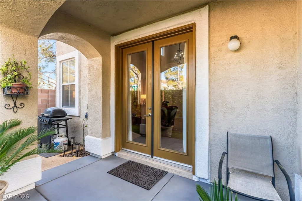 1001 Prestwick, Las Vegas, NV 89145