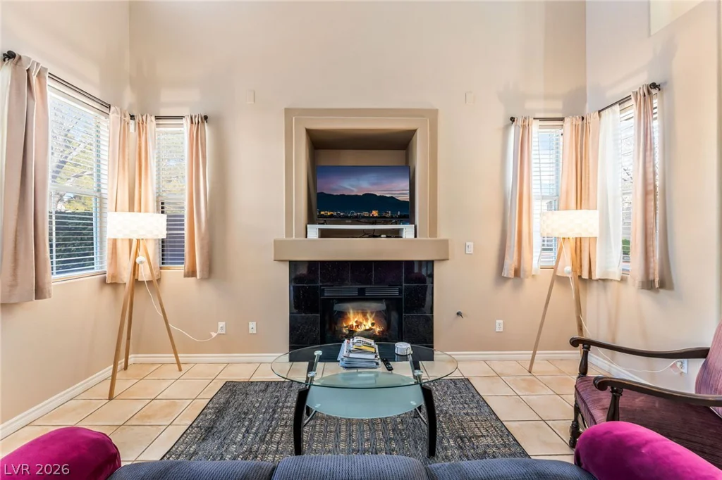 1001 Prestwick, Las Vegas, NV 89145