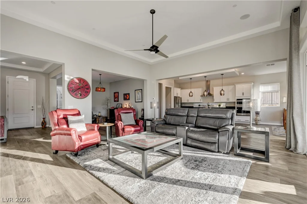 51 Thorn Creek, Henderson, NV 89011