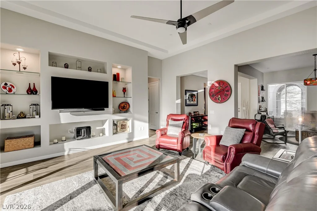 51 Thorn Creek, Henderson, NV 89011