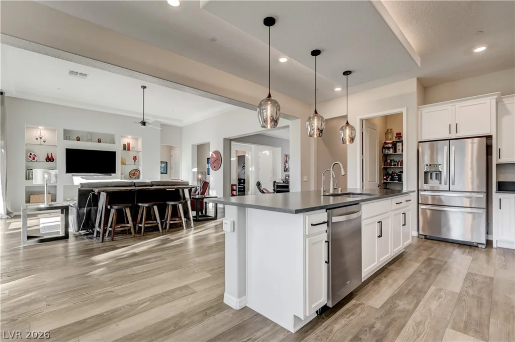 51 Thorn Creek, Henderson, NV 89011