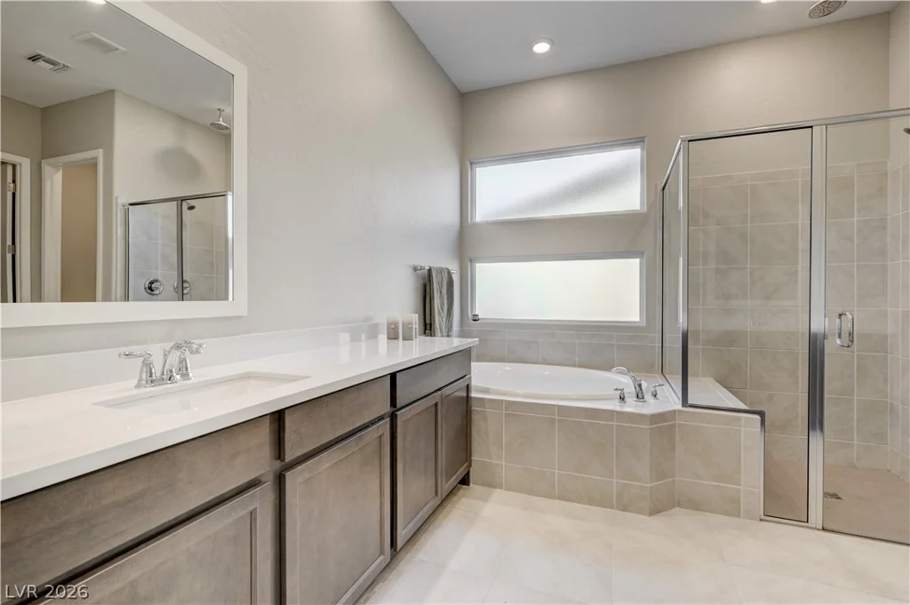 51 Thorn Creek, Henderson, NV 89011