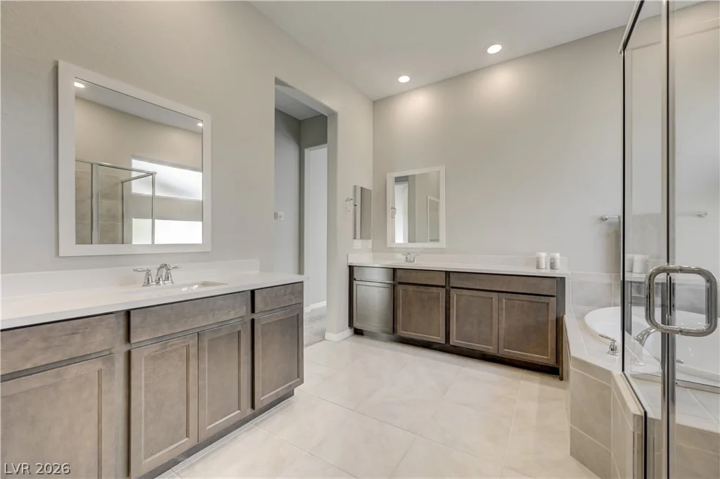 51 Thorn Creek, Henderson, NV 89011
