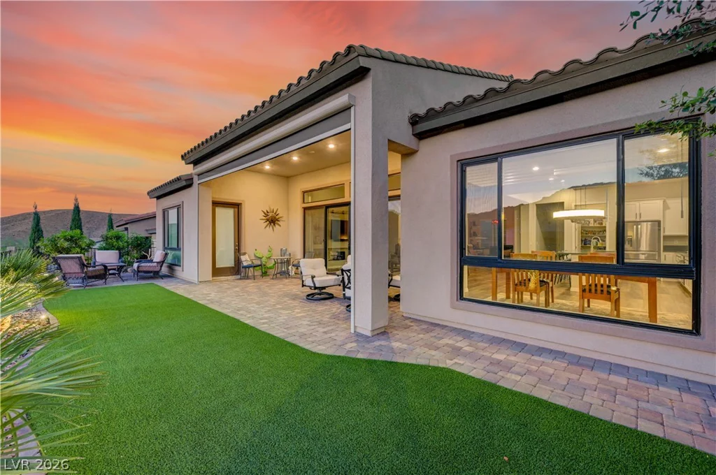 51 Thorn Creek, Henderson, NV 89011