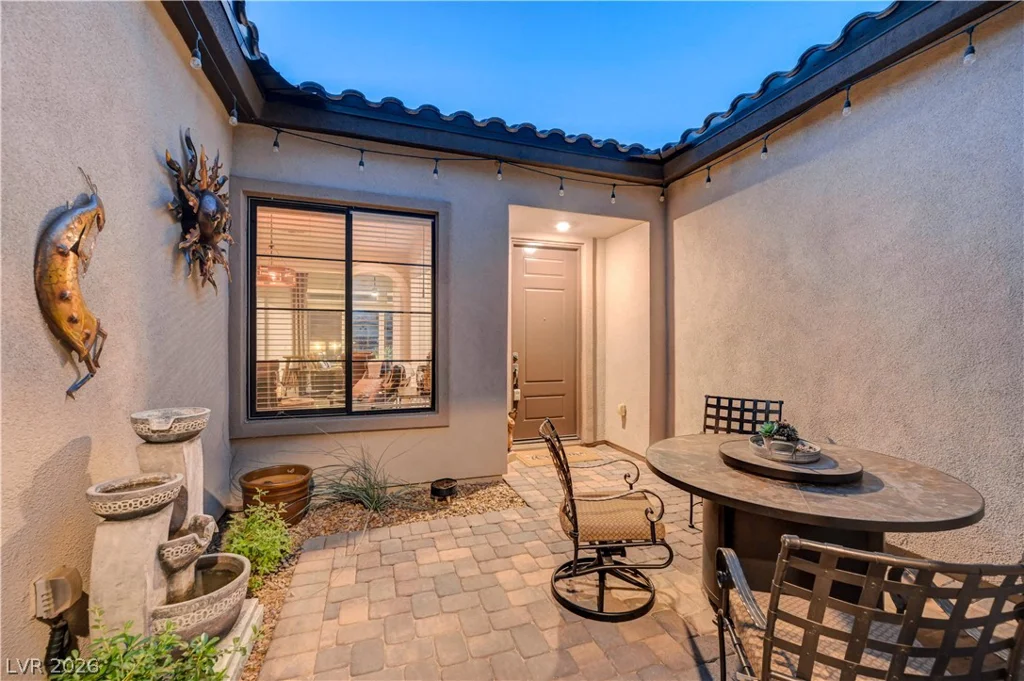 51 Thorn Creek, Henderson, NV 89011