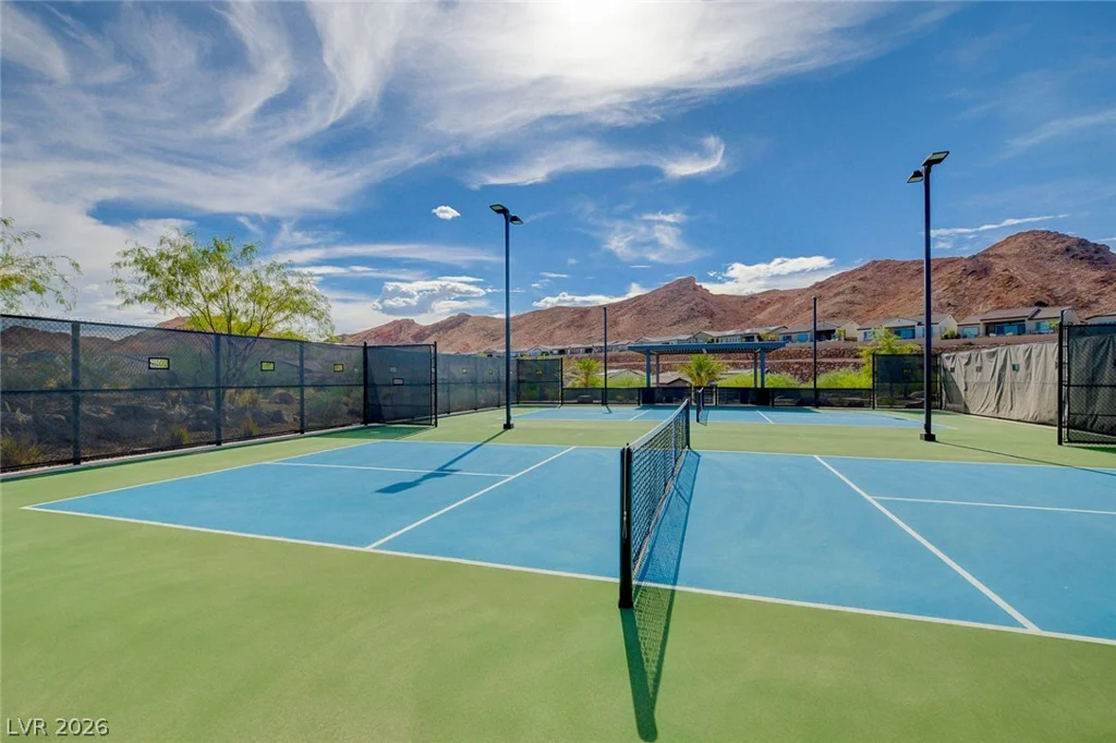51 Thorn Creek, Henderson, NV 89011
