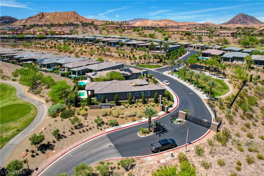51 Thorn Creek, Henderson, NV 89011