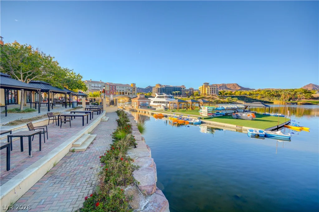 51 Thorn Creek, Henderson, NV 89011