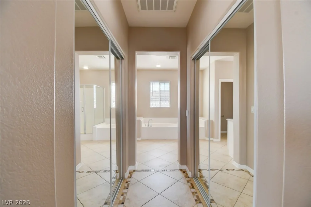 6612 Macdoogle, Las Vegas, NV 89166