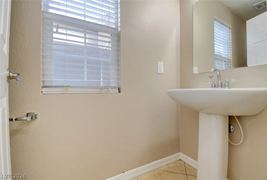 6612 Macdoogle, Las Vegas, NV 89166