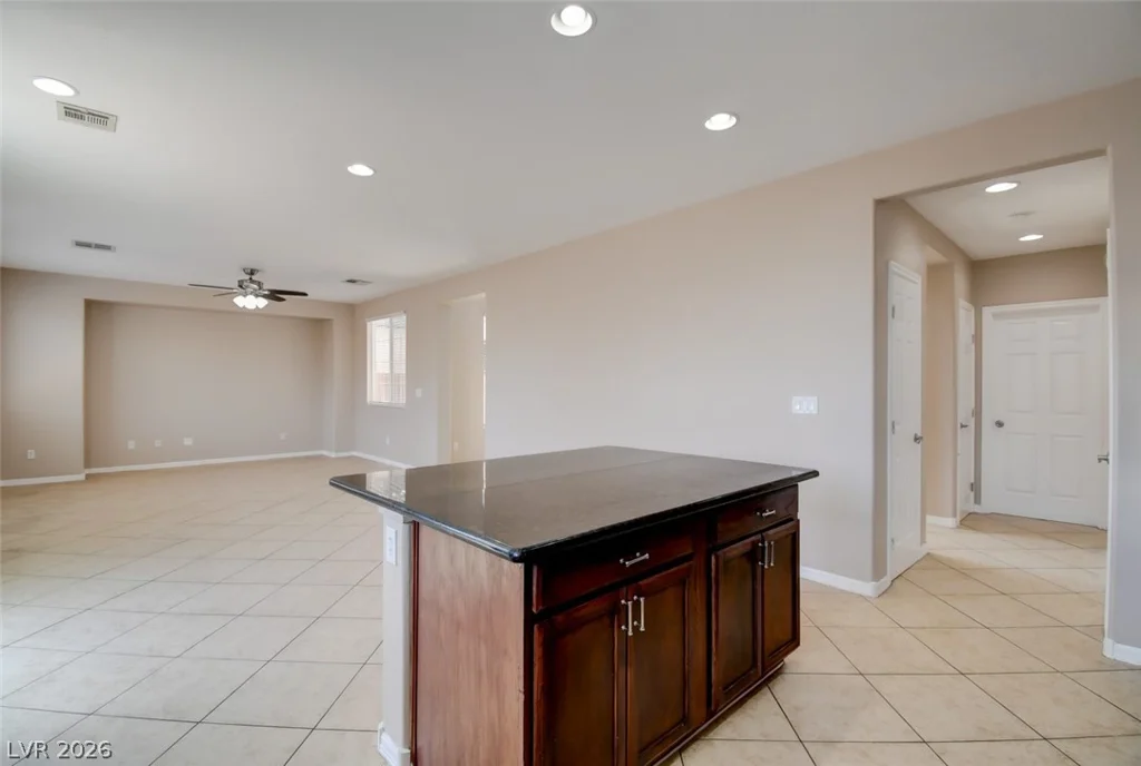 6612 Macdoogle, Las Vegas, NV 89166