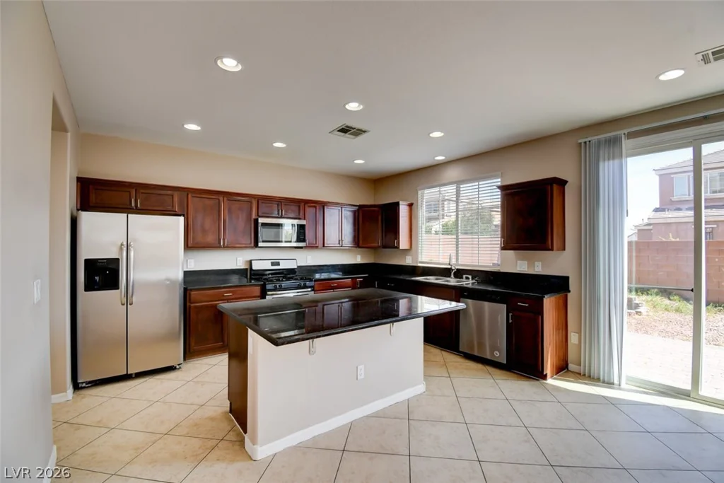 6612 Macdoogle, Las Vegas, NV 89166