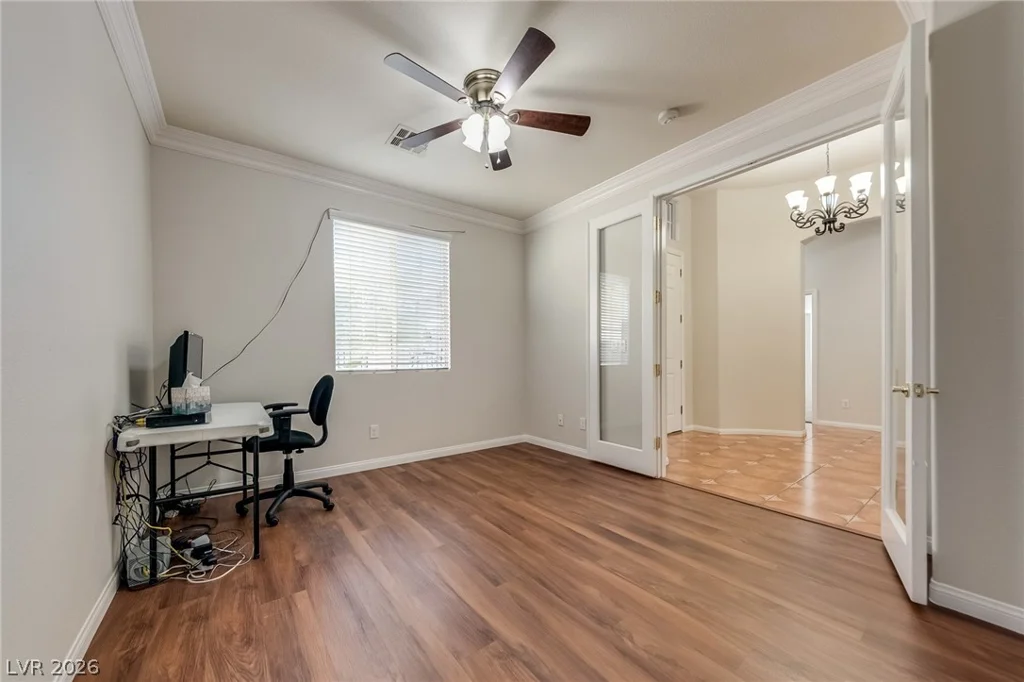 10100 Clifton Forge, Las Vegas, NV 89148