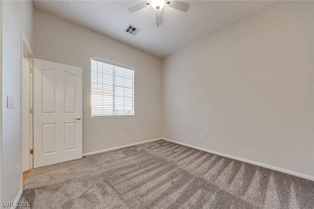 10100 Clifton Forge, Las Vegas, NV 89148