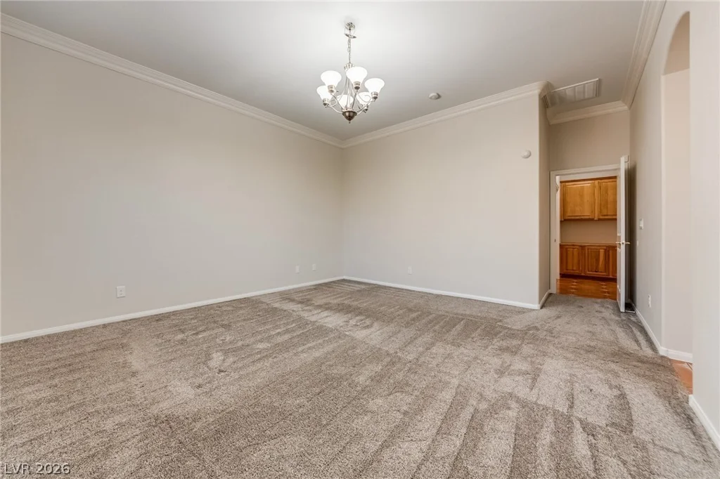 10100 Clifton Forge, Las Vegas, NV 89148