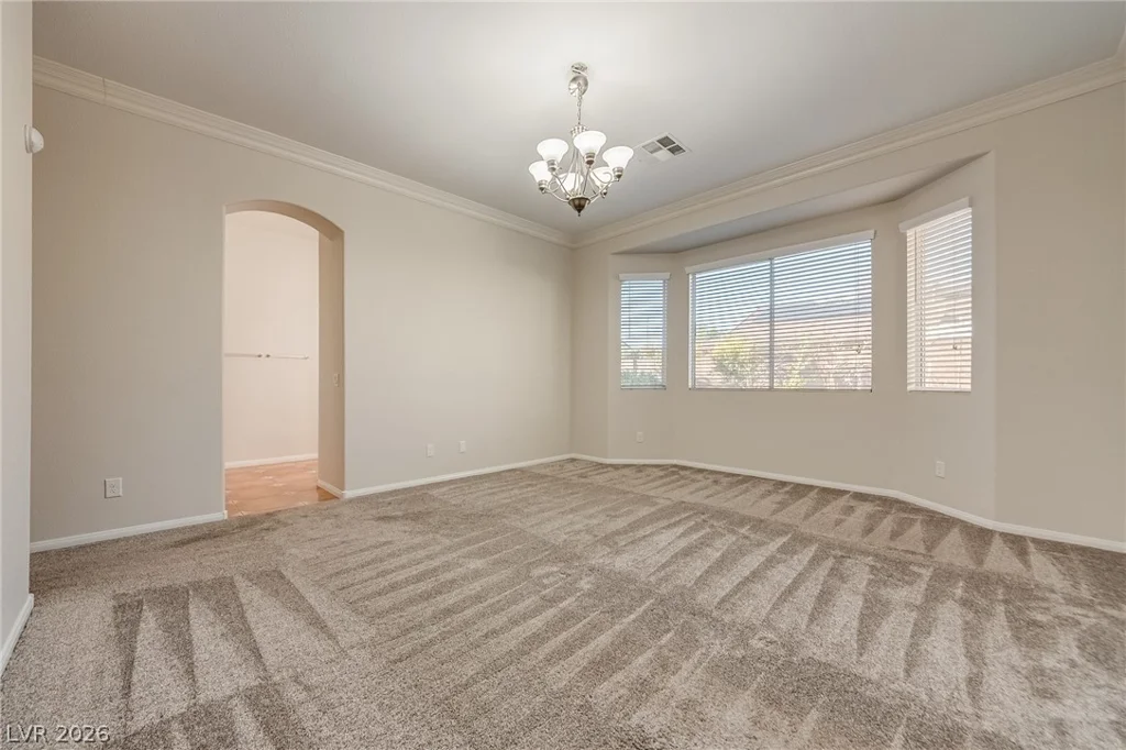 10100 Clifton Forge, Las Vegas, NV 89148