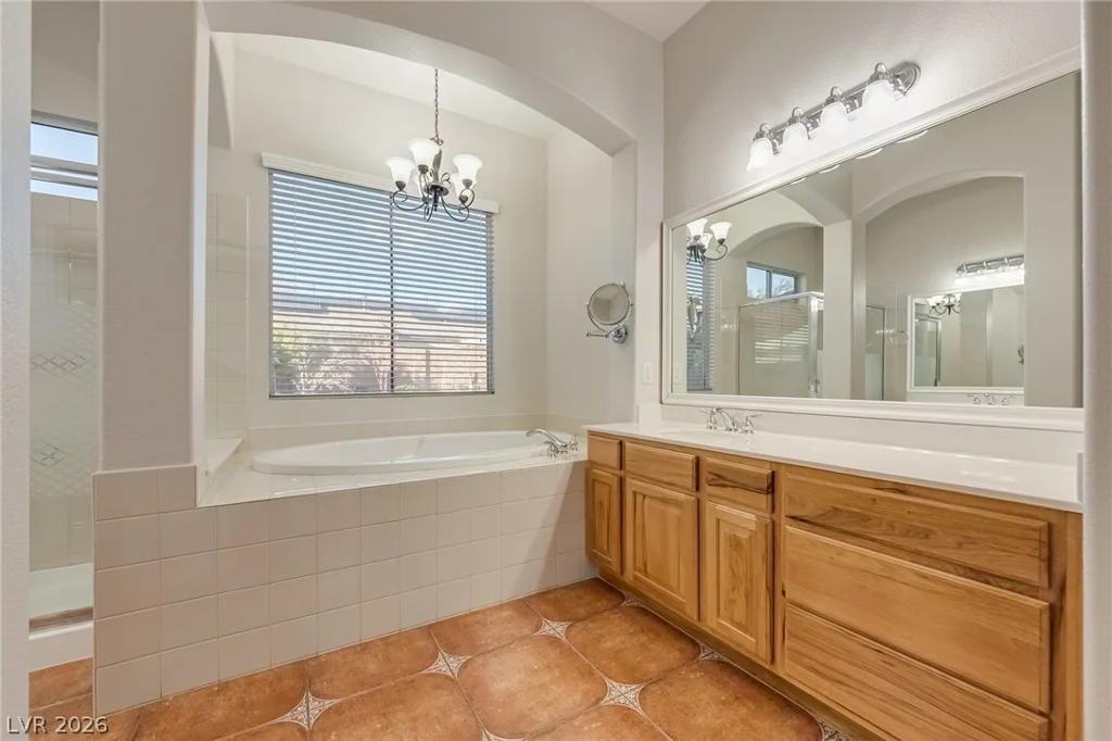 10100 Clifton Forge, Las Vegas, NV 89148