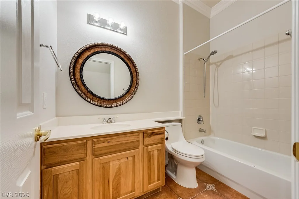 10100 Clifton Forge, Las Vegas, NV 89148