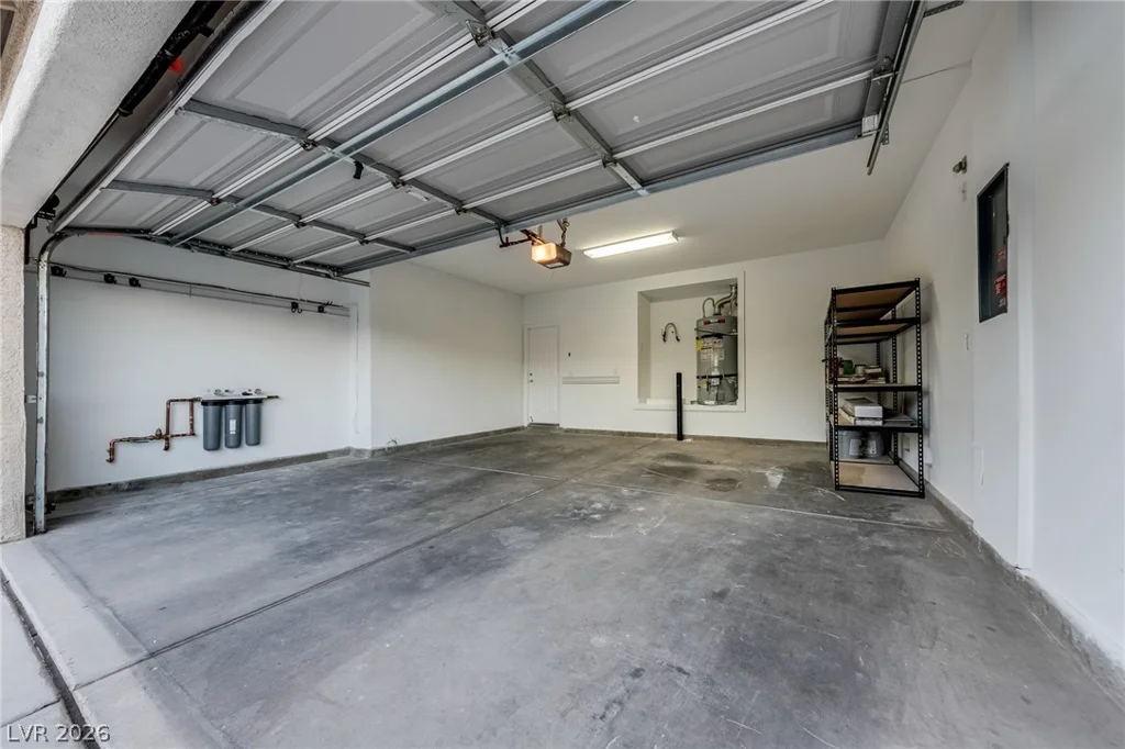 10100 Clifton Forge, Las Vegas, NV 89148