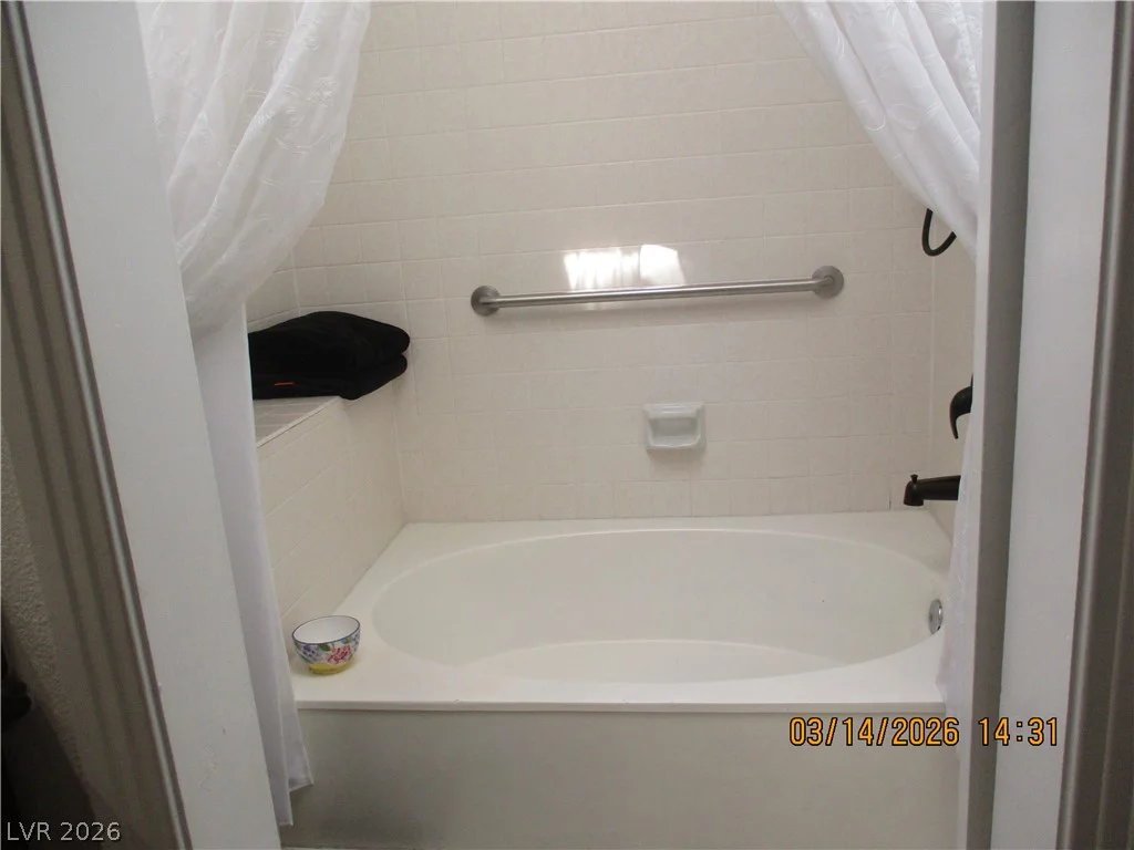 2701 Sidonia, Las Vegas, NV 89102