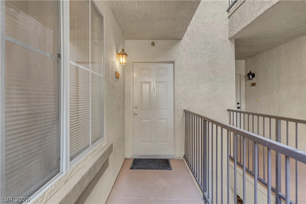 7167 Durango, Las Vegas, NV 89113