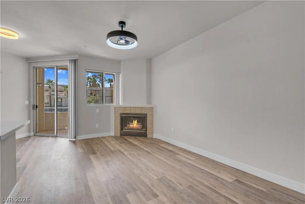 7167 Durango, Las Vegas, NV 89113