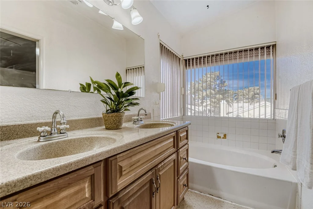 1666 Garden Path, Las Vegas, NV 89119
