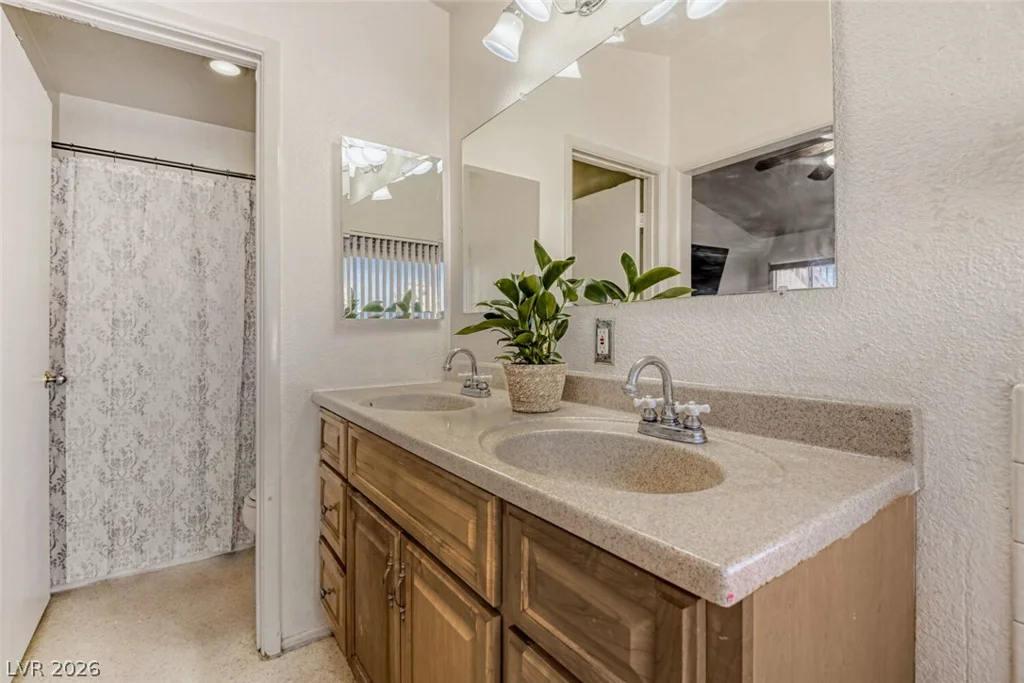 1666 Garden Path, Las Vegas, NV 89119
