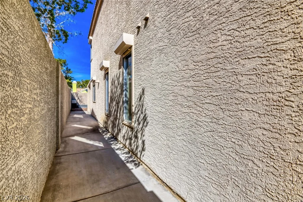 1666 Garden Path, Las Vegas, NV 89119