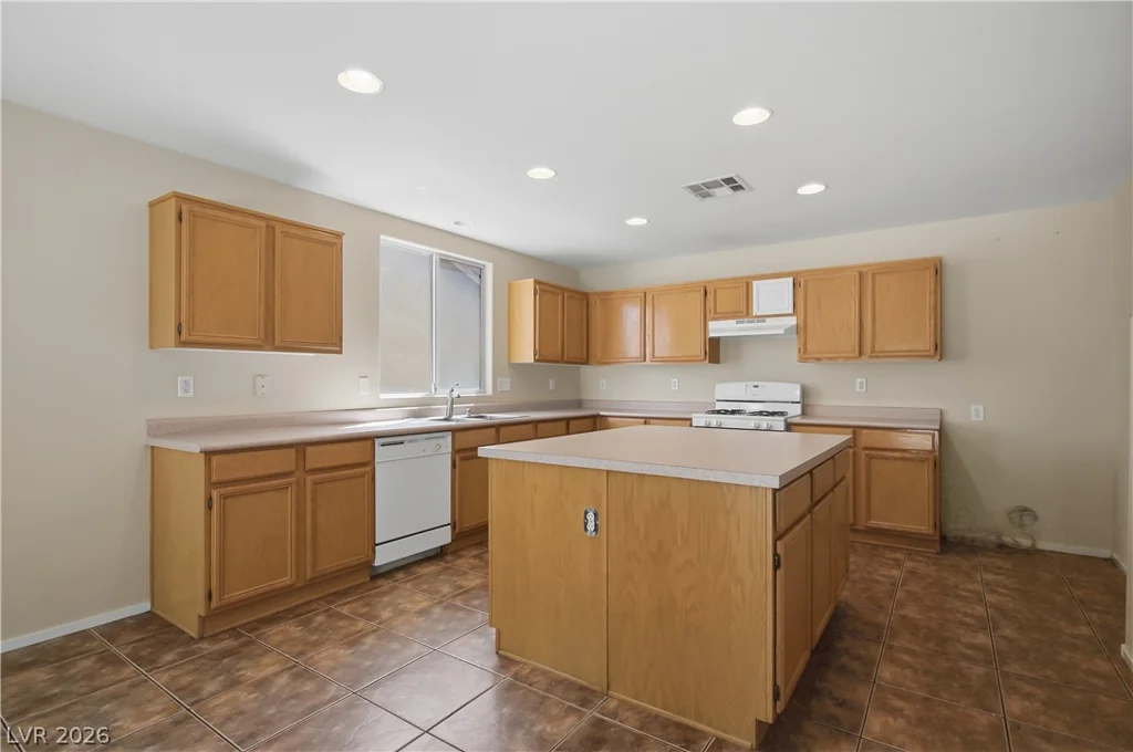 7918 Sally Irene, Las Vegas, NV 89113