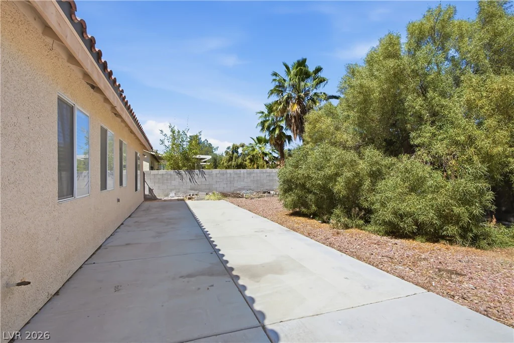 7918 Sally Irene, Las Vegas, NV 89113