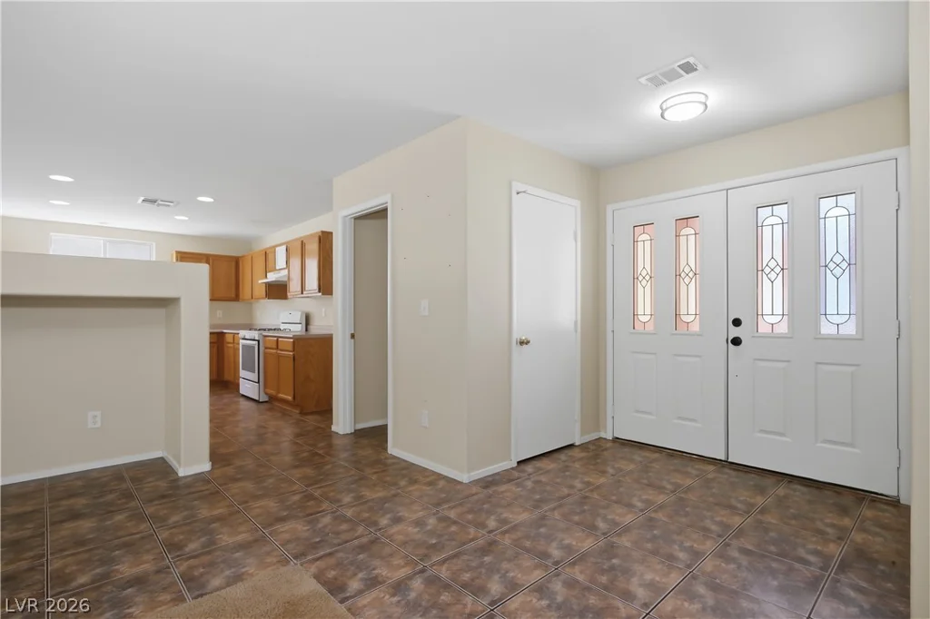 7918 Sally Irene, Las Vegas, NV 89113