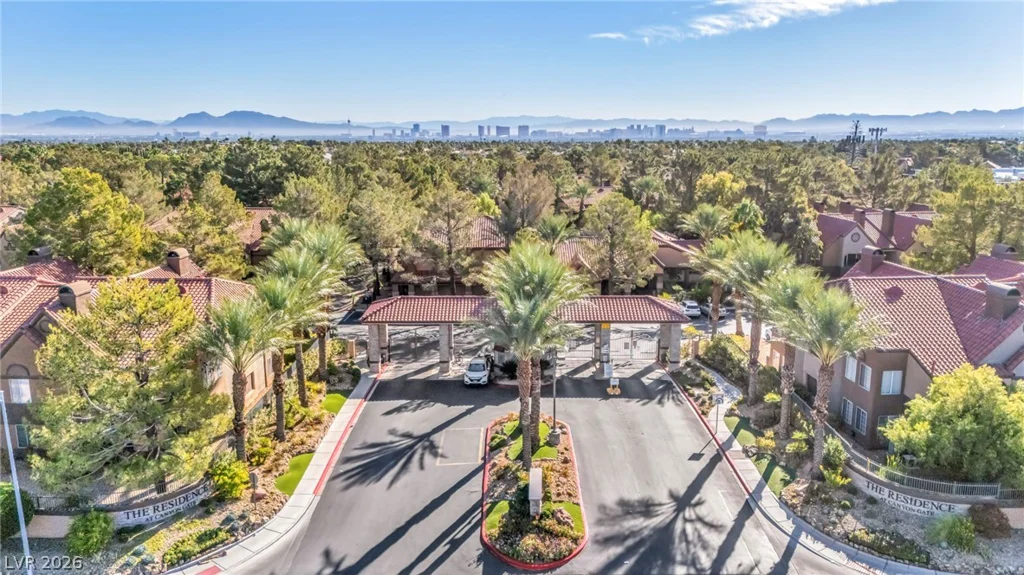 2200 Fort Apache, Las Vegas, NV 89117
