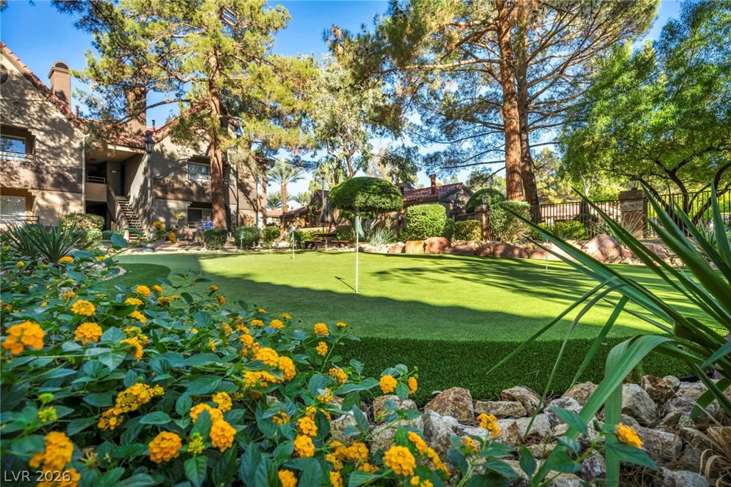 2200 Fort Apache, Las Vegas, NV 89117